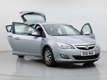Used Vauxhall Astra 2012 for sale - 78066709: Photo
