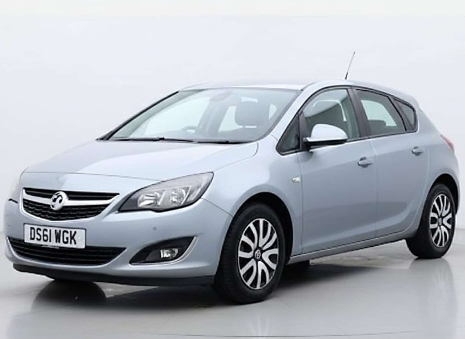 Used Vauxhall Astra 2012 for sale - 78066709: Photo 3