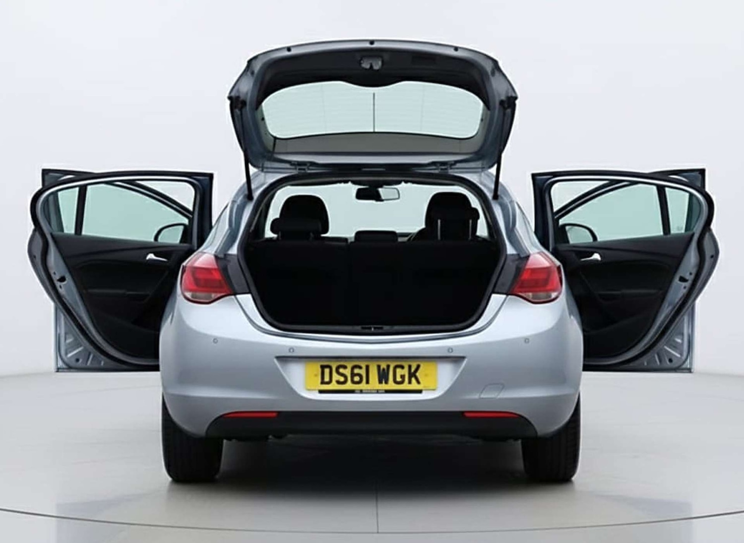 Used Vauxhall Astra 2012 for sale - 78066709: Photo 5