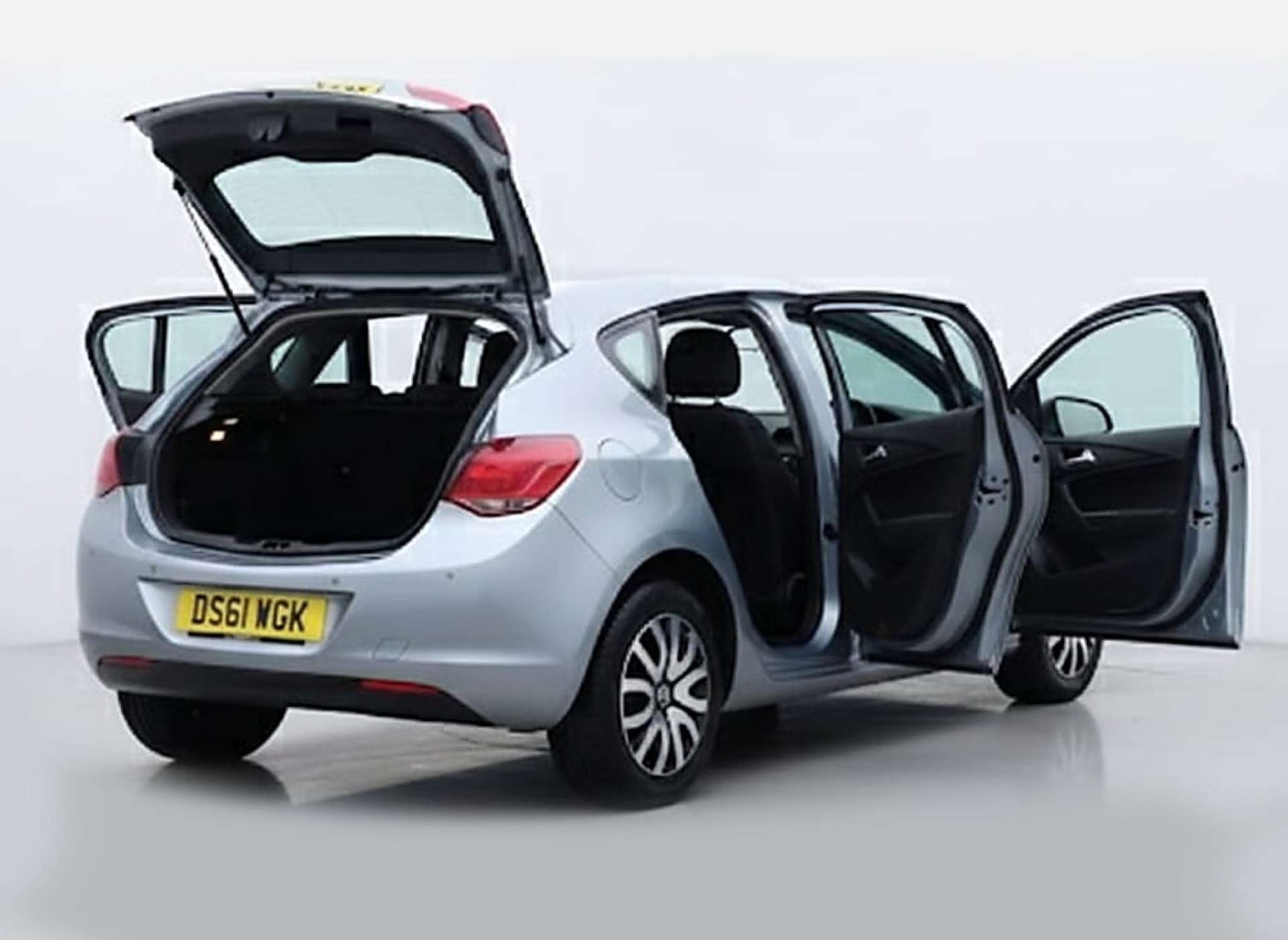 Used Vauxhall Astra 2012 for sale - 78066709: Photo 9