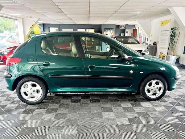 Used Peugeot 206 1999 for sale - 76208636: Photo 10