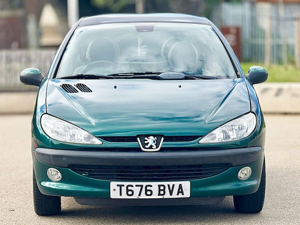 Used Peugeot 206 1999 for sale - 76208636: Photo 2