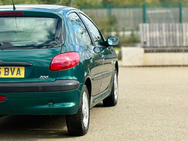 Used Peugeot 206 1999 for sale - 76208636: Photo 60