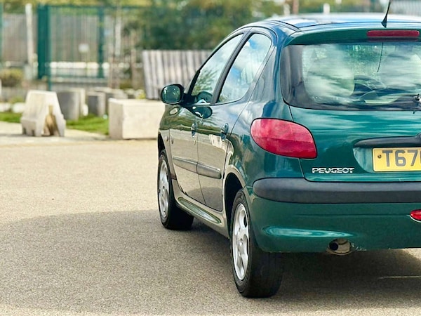 Used Peugeot 206 1999 for sale - 76208636: Photo 64