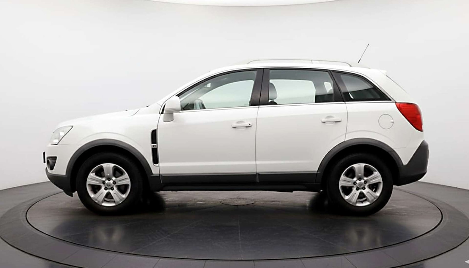 Used Vauxhall Antara 2014 for sale - 76404376: Photo 3
