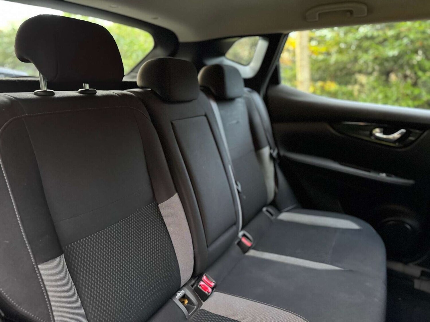 Used Nissan Qashqai 2017 for sale - 76366192: Photo 37