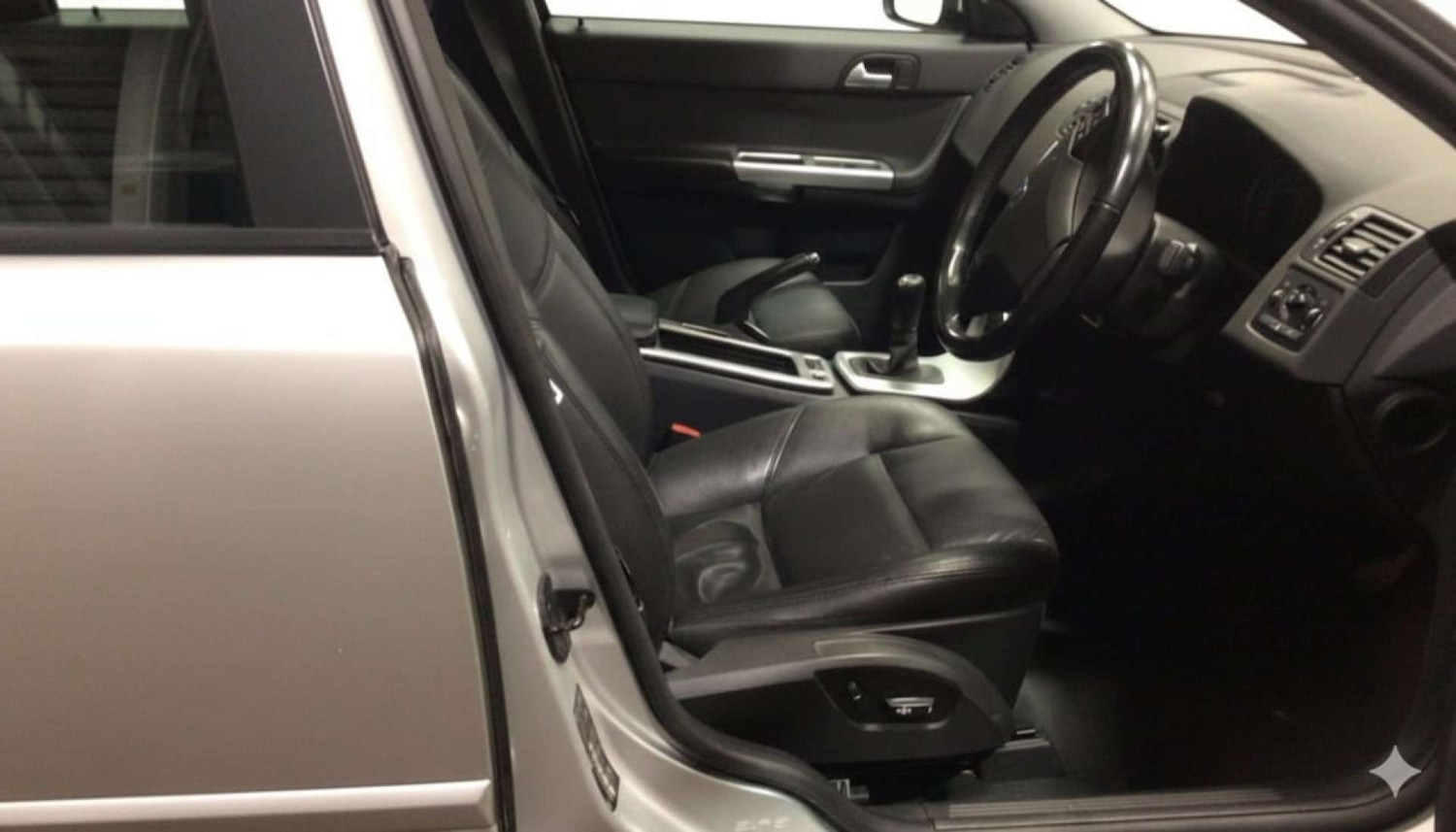 Used Volvo S40 2011 for sale - 76749842: Photo 7