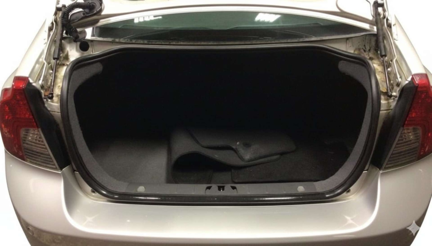 Used Volvo S40 2011 for sale - 76749842: Photo 9