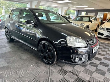 Volkswagen - Golf