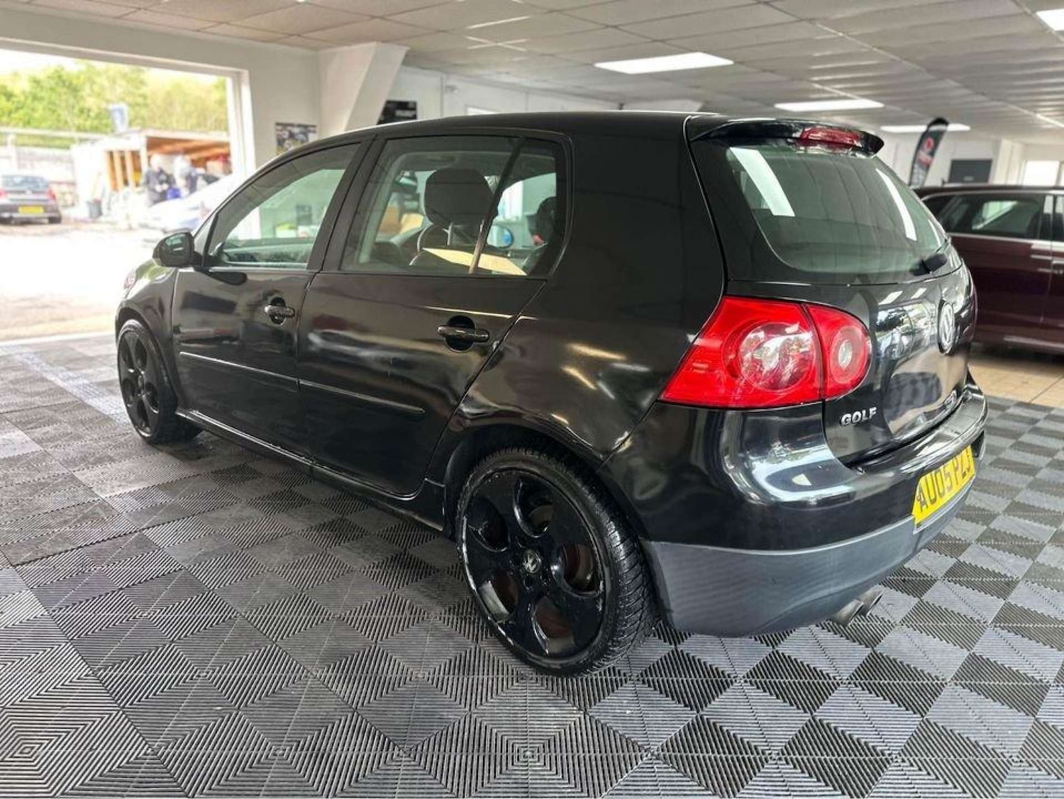 Used Volkswagen Golf 2005 for sale - 76363535: Photo 3