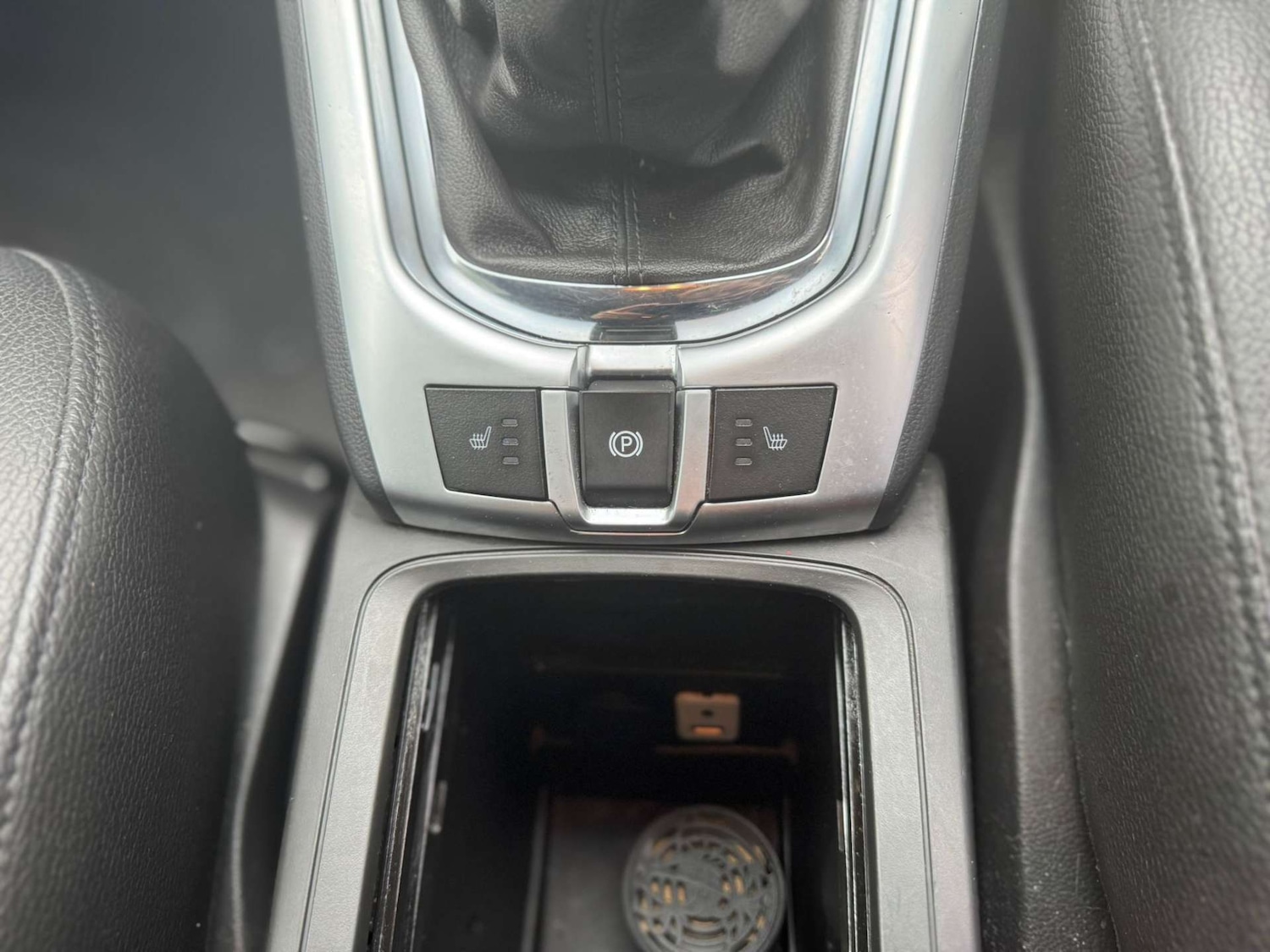 Used Vauxhall Antara 2015 for sale - 76601875: Photo 63