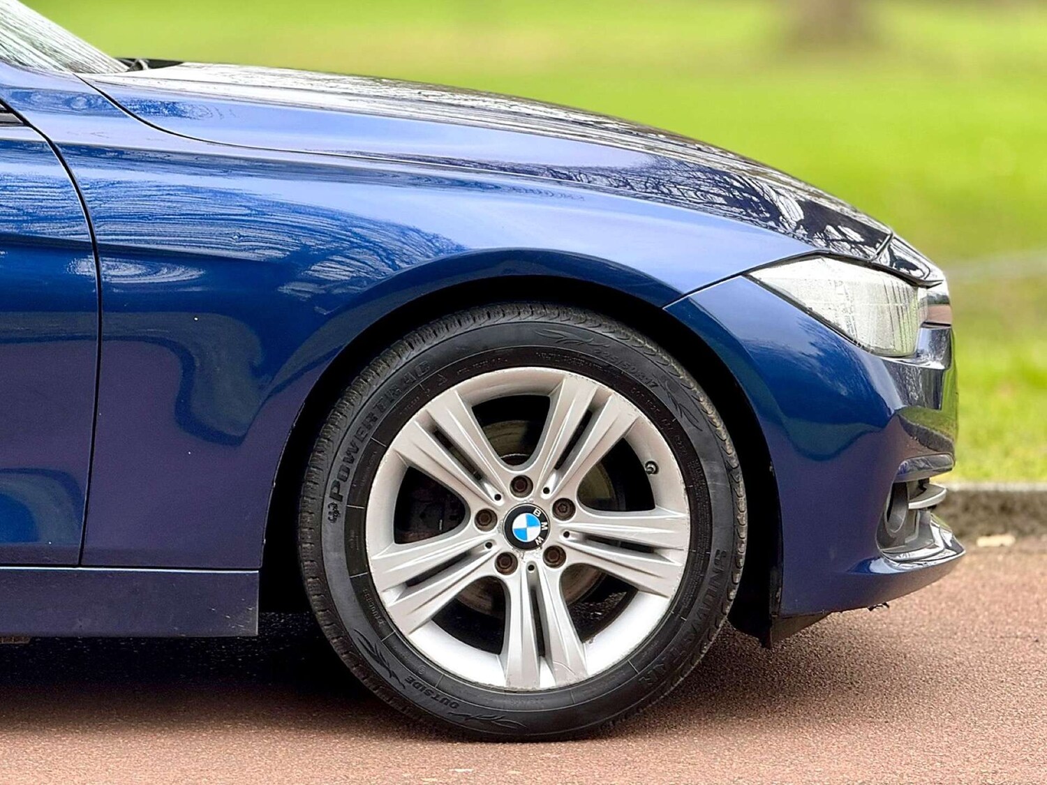 Used BMW 3 Series 2016 for sale - 76602010: Photo 40