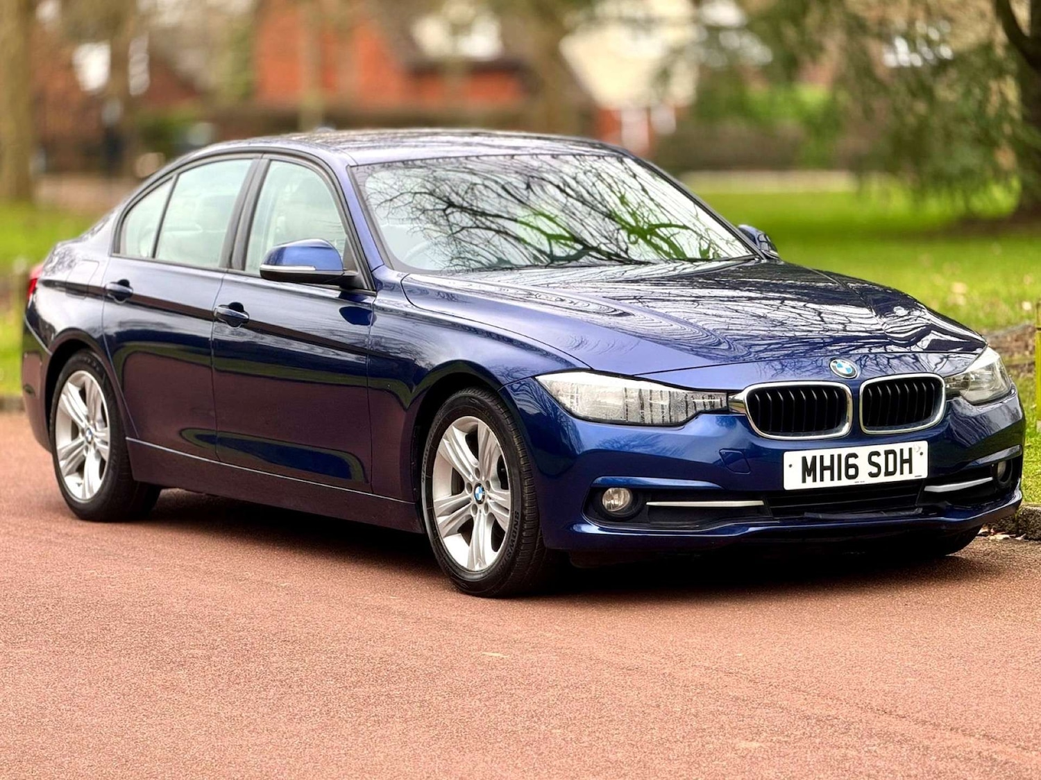 Used BMW 3 Series 2016 for sale - 76602010: Photo 5