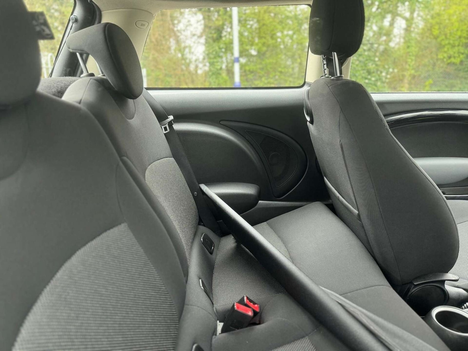 Used MINI Hatch 2010 for sale - 76601102: Photo 36