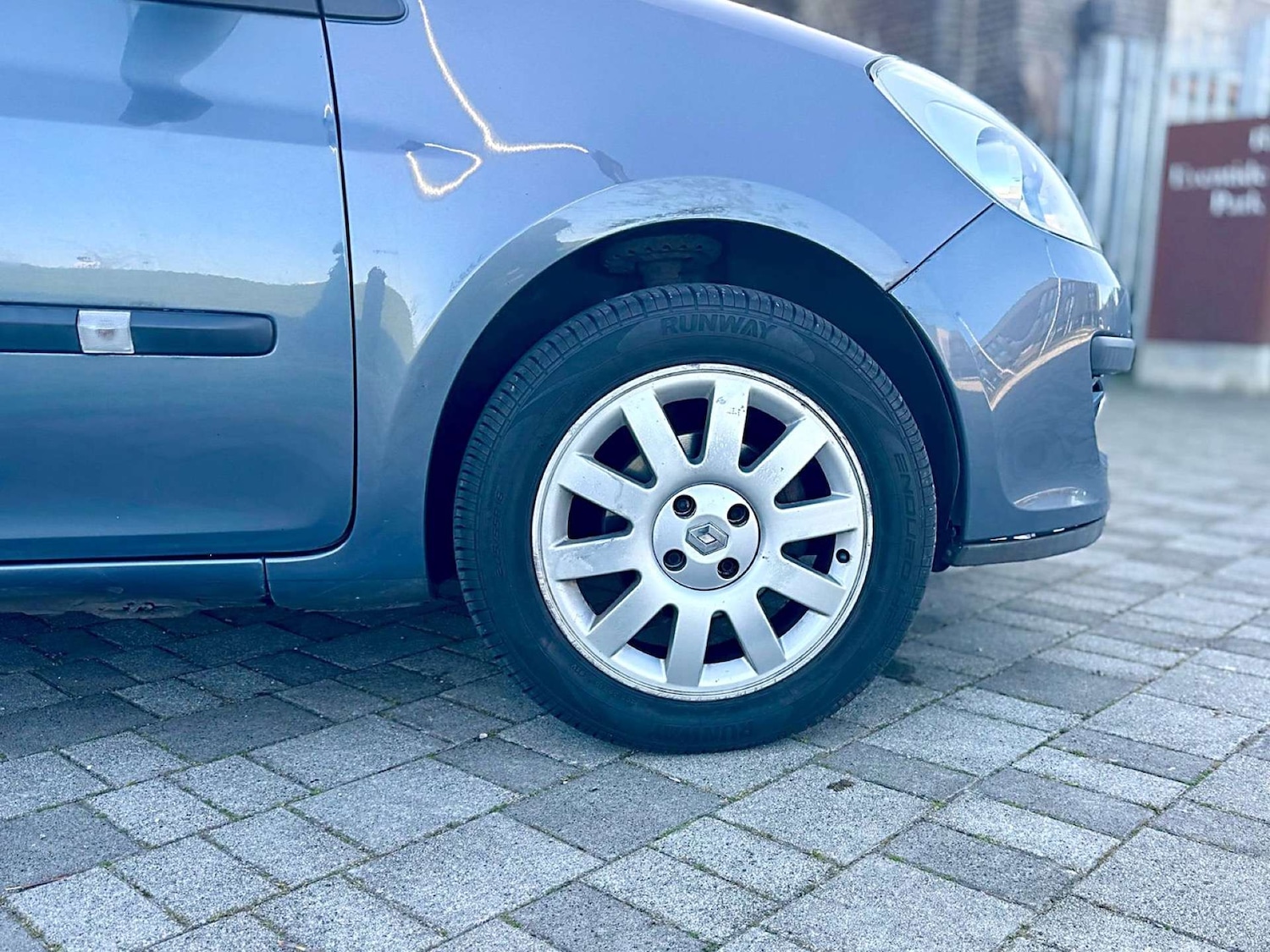 Used Renault Clio 2007 for sale - 76601880: Photo 32