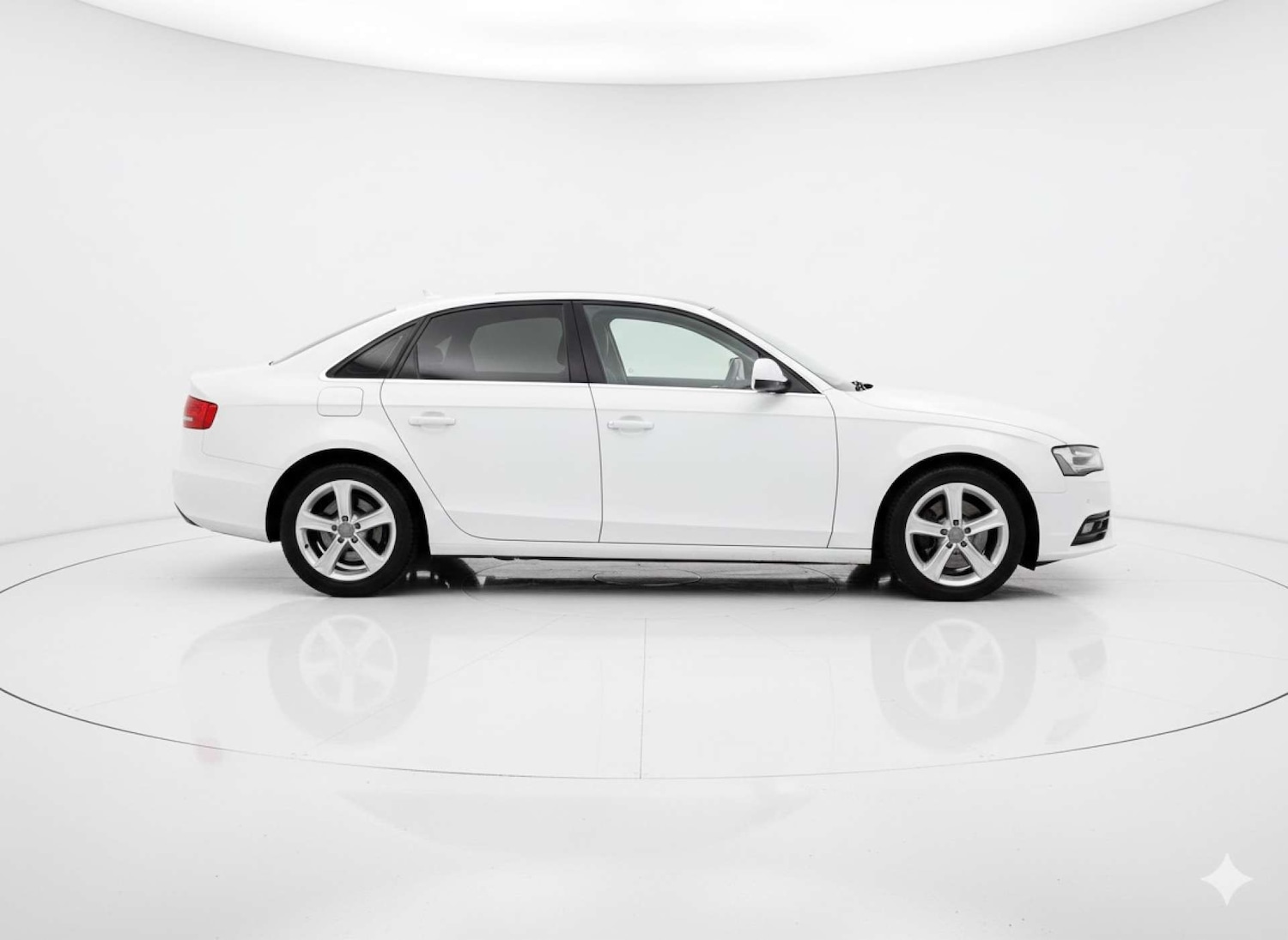 Used Audi A4 2013 for sale - 76225415: Photo 5
