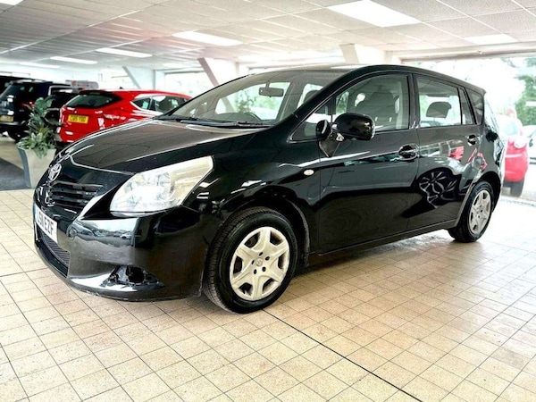 Used Toyota Verso 2011 for sale - 73840850: Photo 3