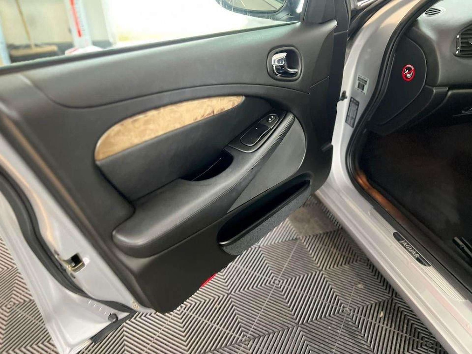 Used Jaguar S-Type 2005 for sale - 76363524: Photo 16