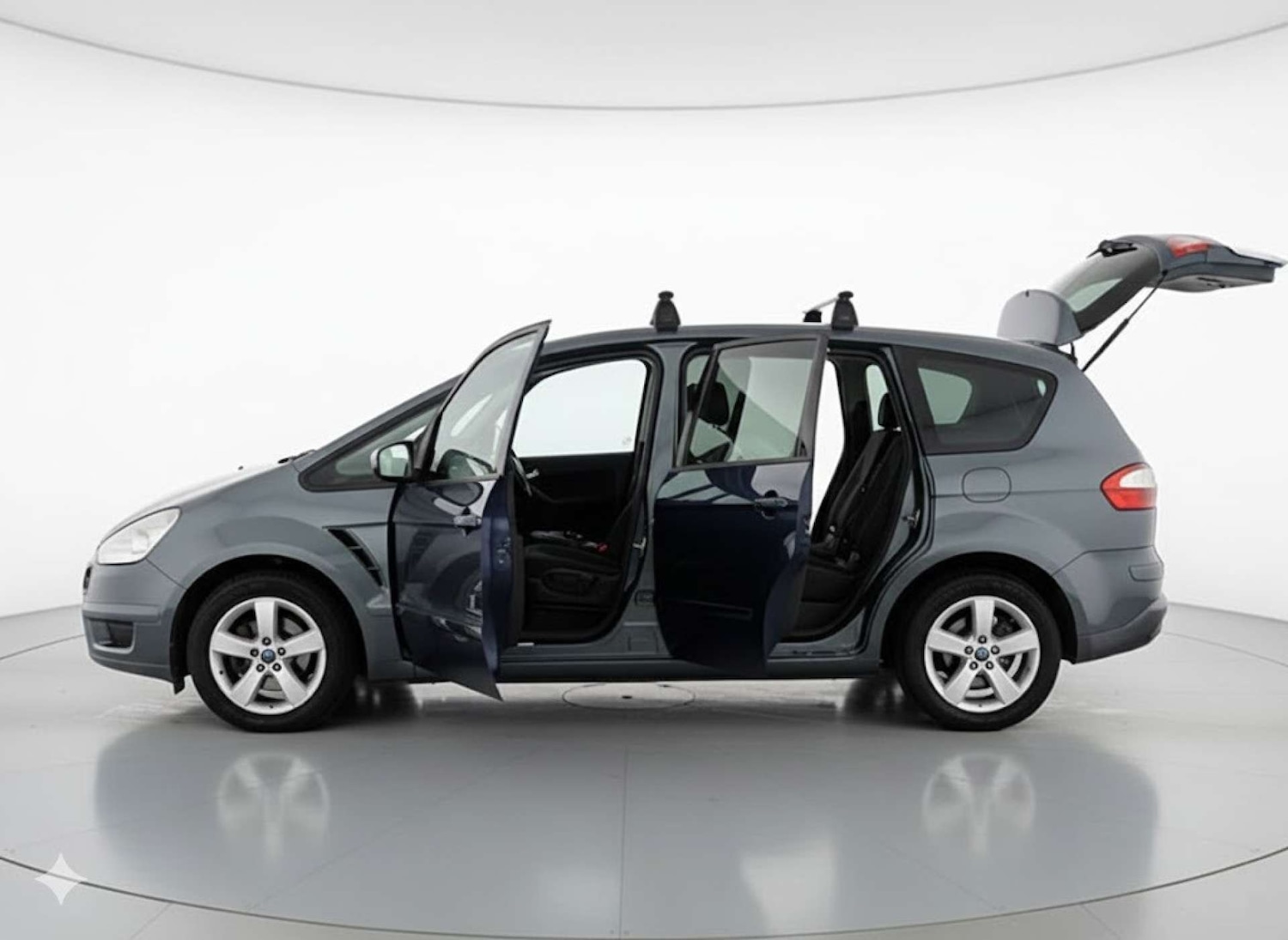 Used Ford S-Max 2007 for sale - 77098239: Photo 6