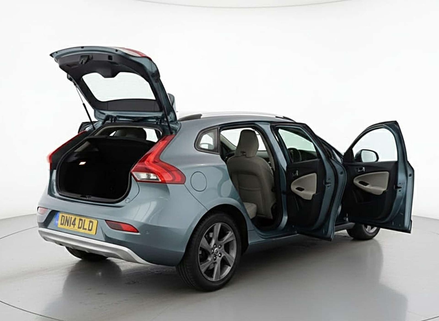 Used Volvo V40 2014 for sale - 77571343: Photo 20
