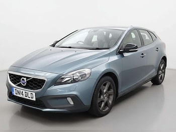 Used Volvo V40 2014 for sale - 77571343: Photo