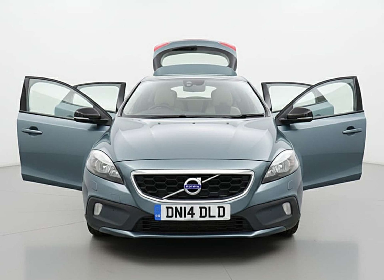 Used Volvo V40 2014 for sale - 77571343: Photo 5