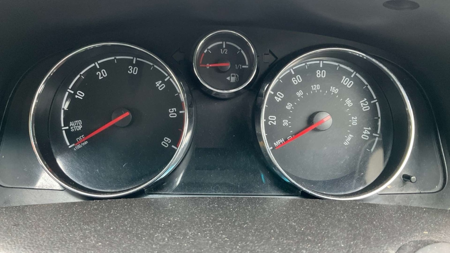 Used Vauxhall Antara 2012 for sale - 77778093: Photo 8