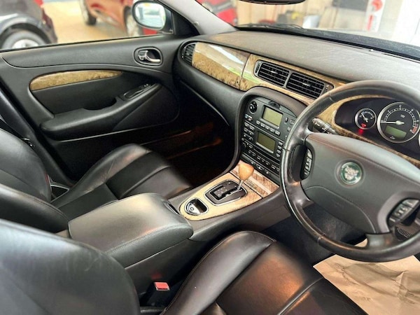 Used Jaguar S-Type 2005 for sale - 73840940: Photo 9
