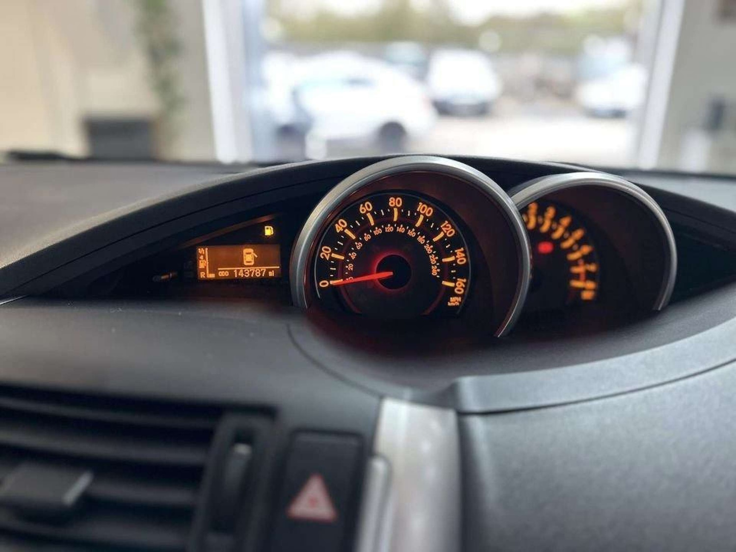 Used Toyota Verso 2011 for sale - 76600690: Photo 15