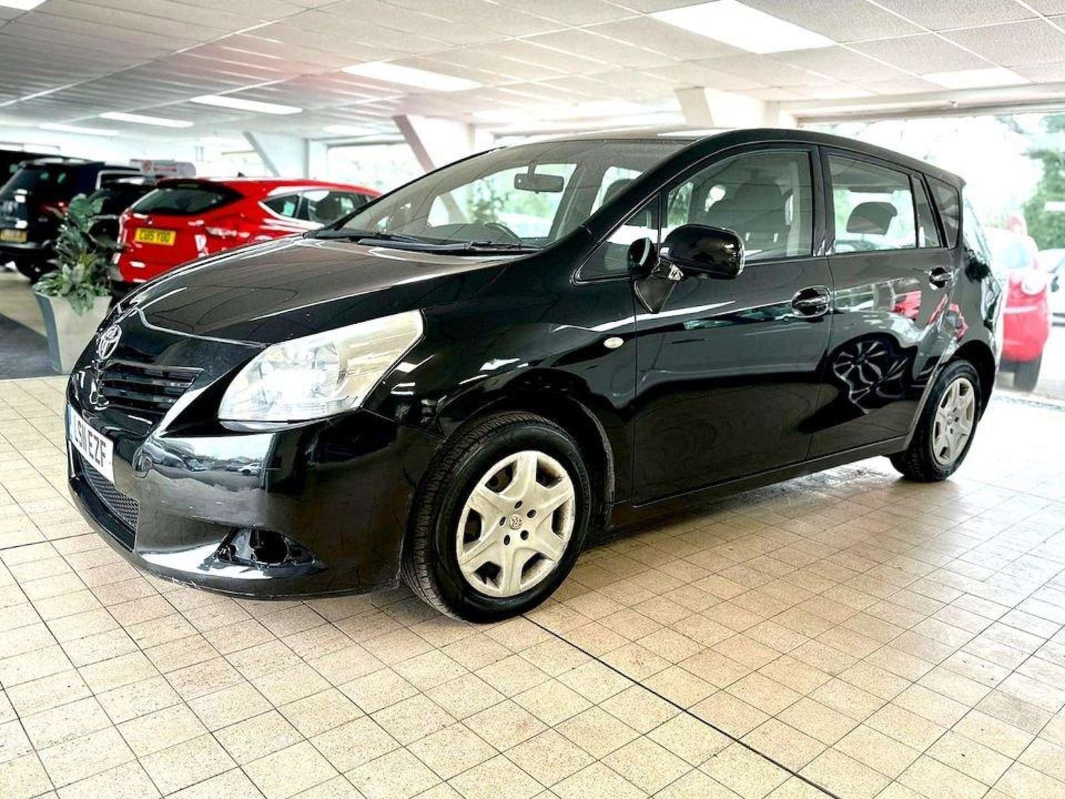 Used Toyota Verso 2011 for sale - 76600690: Photo 3