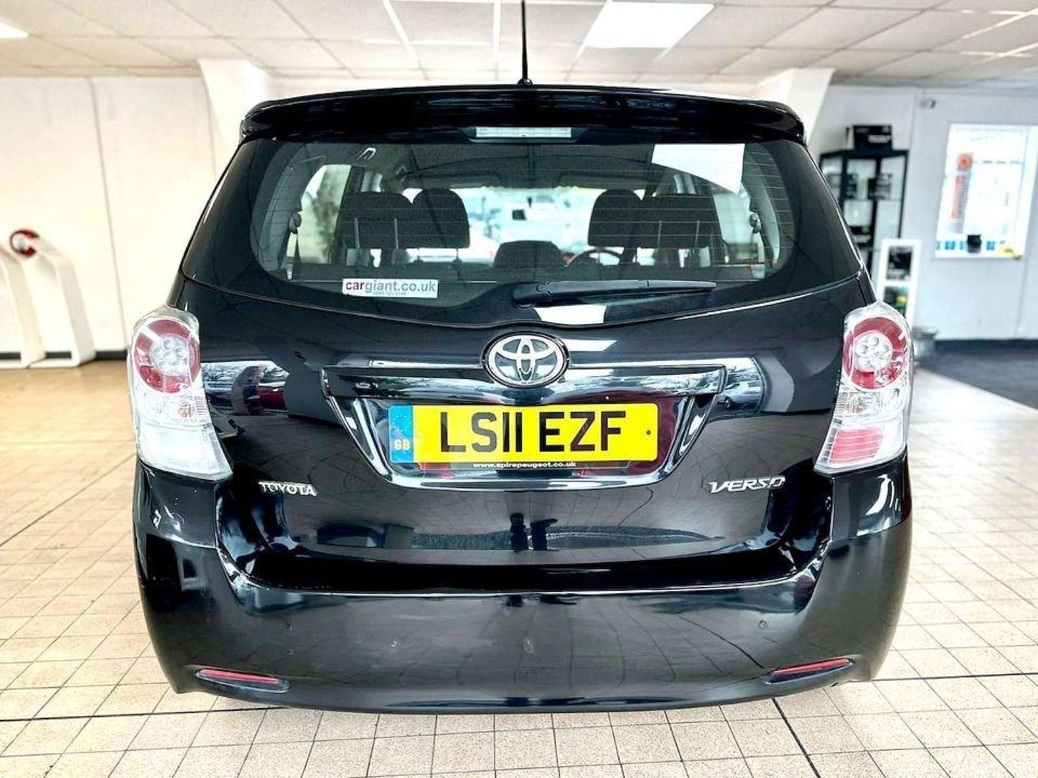 Used Toyota Verso 2011 for sale - 76600690: Photo 6