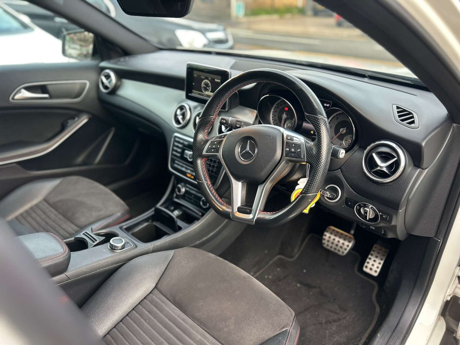 Used Mercedes-Benz GLA 2015 for sale - 77301756: Photo 10