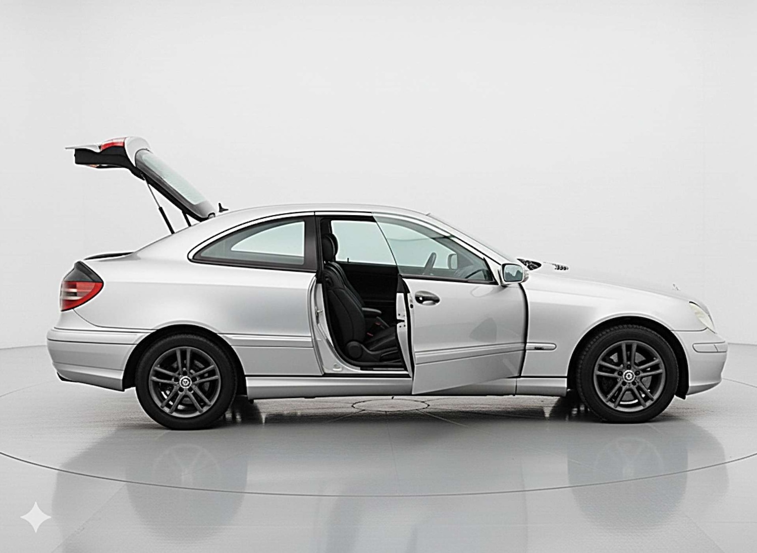 Used Mercedes-Benz C Class 2004 for sale - 77917699: Photo 10