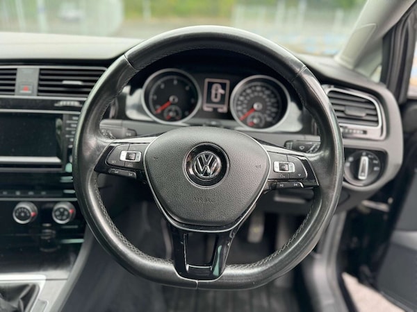 Used Volkswagen Golf 2013 for sale - 75413919: Photo 69