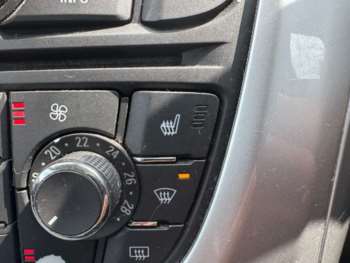 Used Vauxhall Astra 2010 for sale - 74765401: Photo