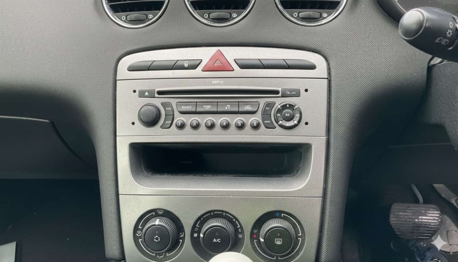 Used Peugeot 308 2009 for sale - 77688301: Photo 19