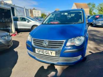 Used Volkswagen Touran 2010 for sale - 74417779: Photo