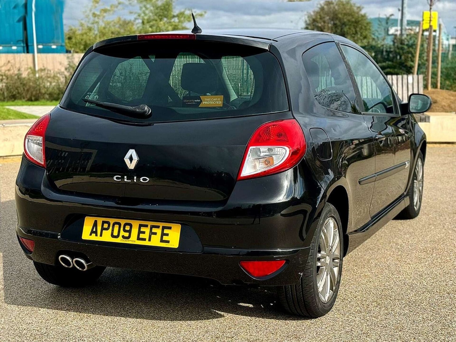 Used Renault Clio 2009 for sale - 76600745: Photo 19