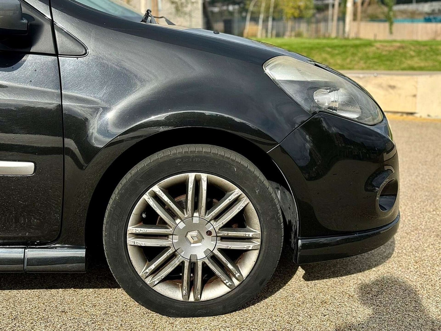 Used Renault Clio 2009 for sale - 76600745: Photo 36