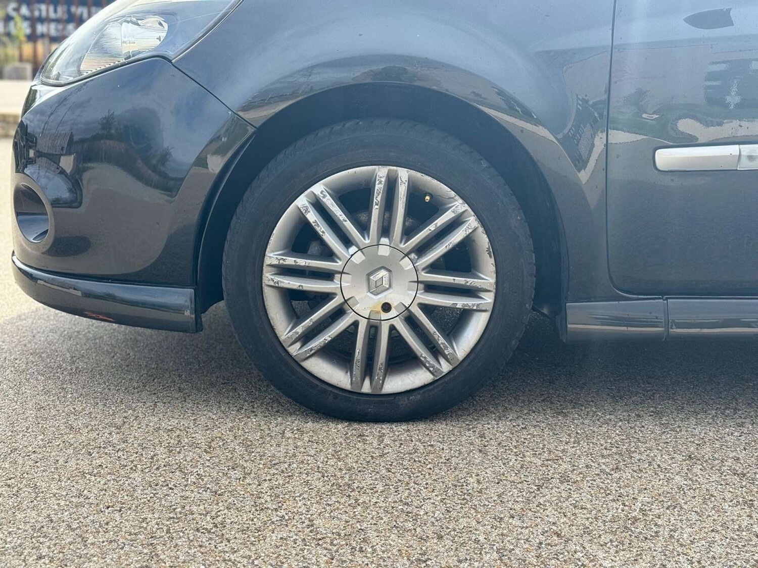 Used Renault Clio 2009 for sale - 76600745: Photo 40