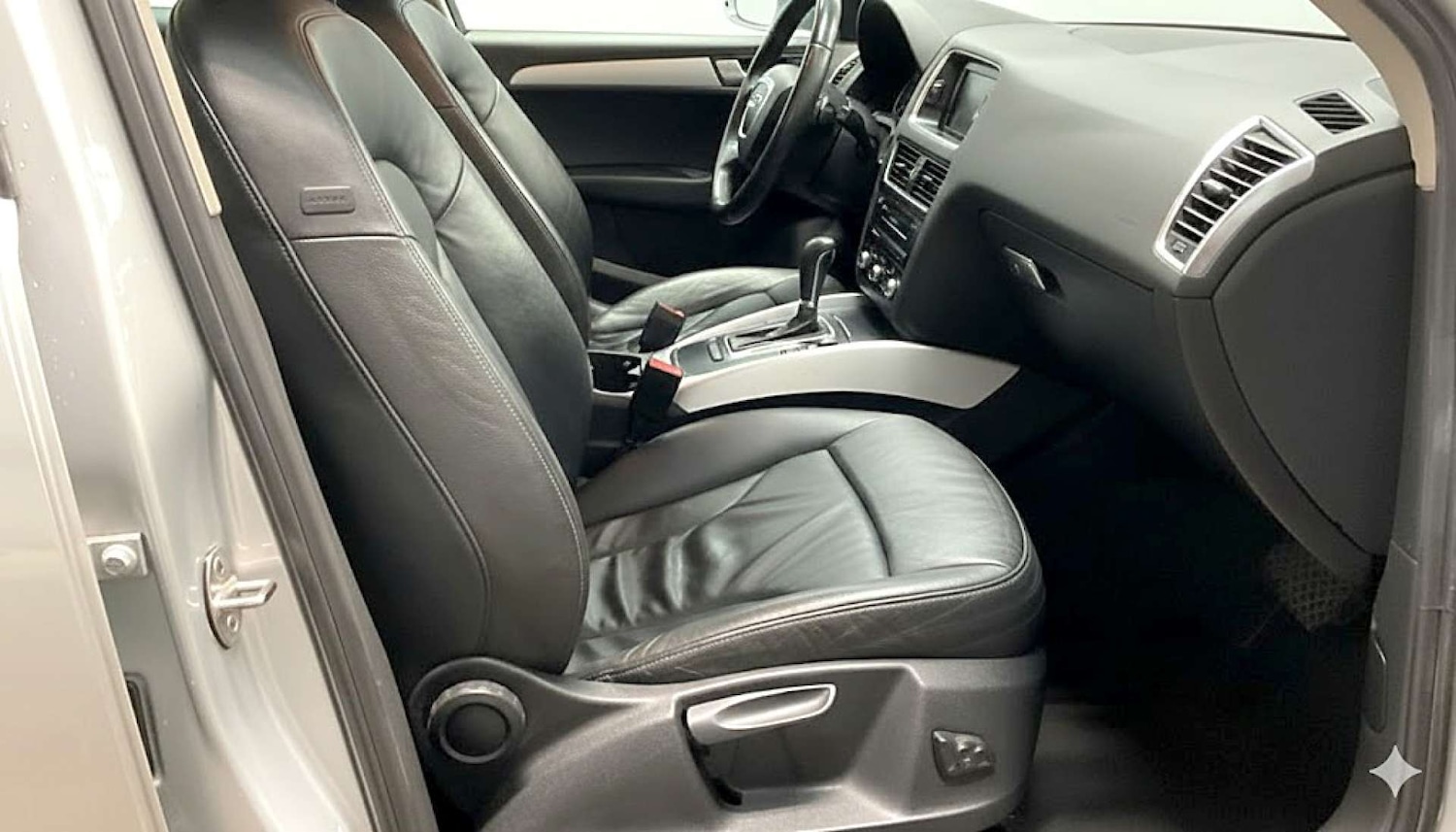 Used Audi Q5 2009 for sale - 76983896: Photo 17