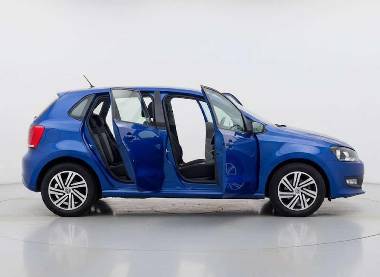 Used Volkswagen Polo 2011 for sale - 76703575: Photo 11