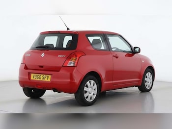 Used Suzuki Swift 2010 for sale - 76758481: Photo