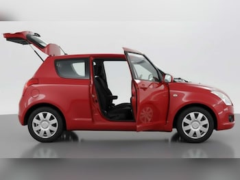 Used Suzuki Swift 2010 for sale - 76758481: Photo