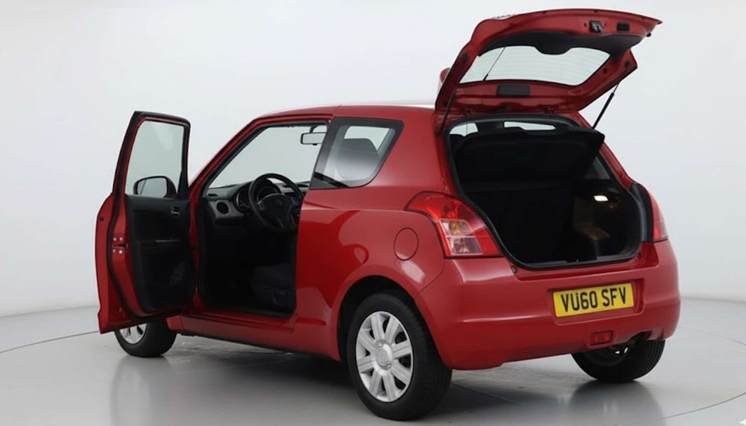 Used Suzuki Swift 2010 for sale - 76758481: Photo 5