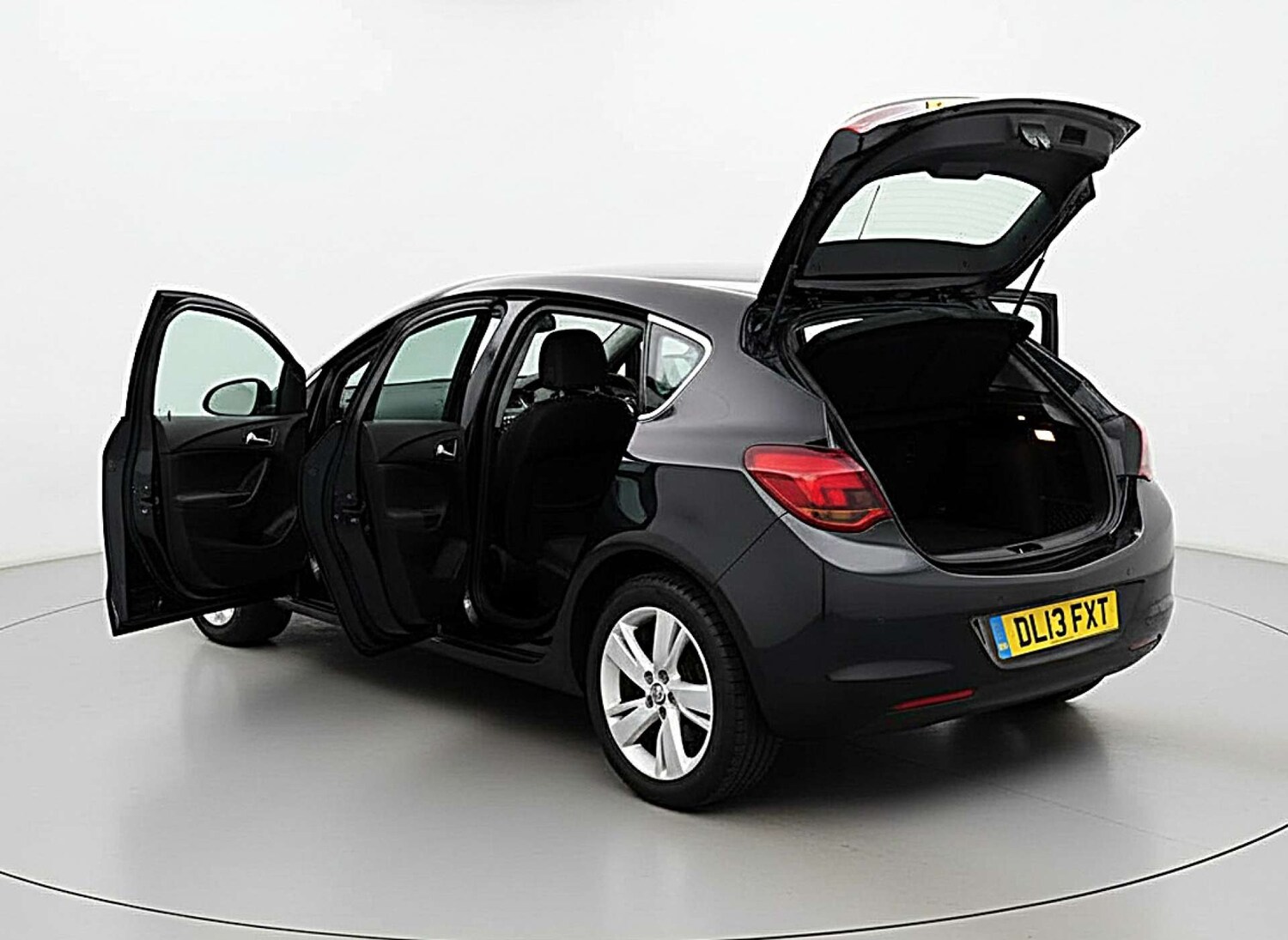 Used Vauxhall Astra 2013 for sale - 78109879: Photo 18