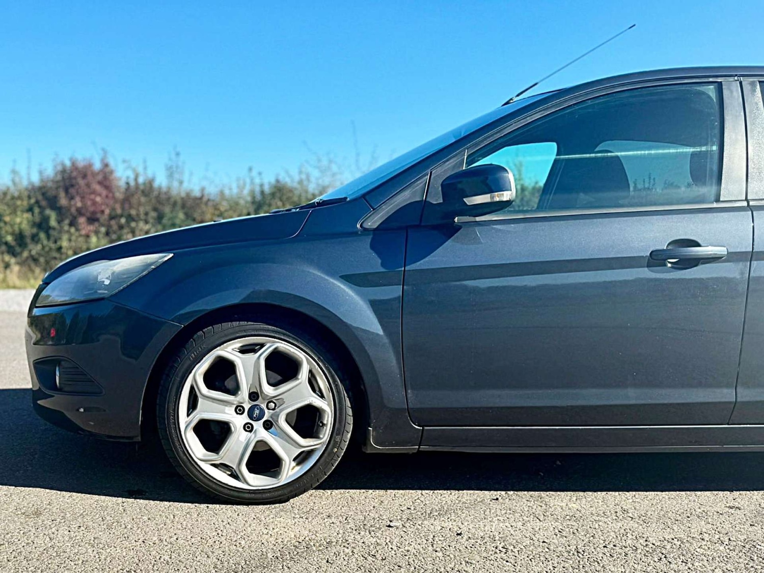 Used Ford Focus 2010 for sale - 75911098: Photo 14