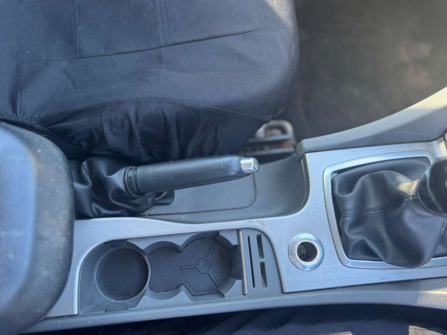 Used Ford Focus 2010 for sale - 75911098: Photo 25