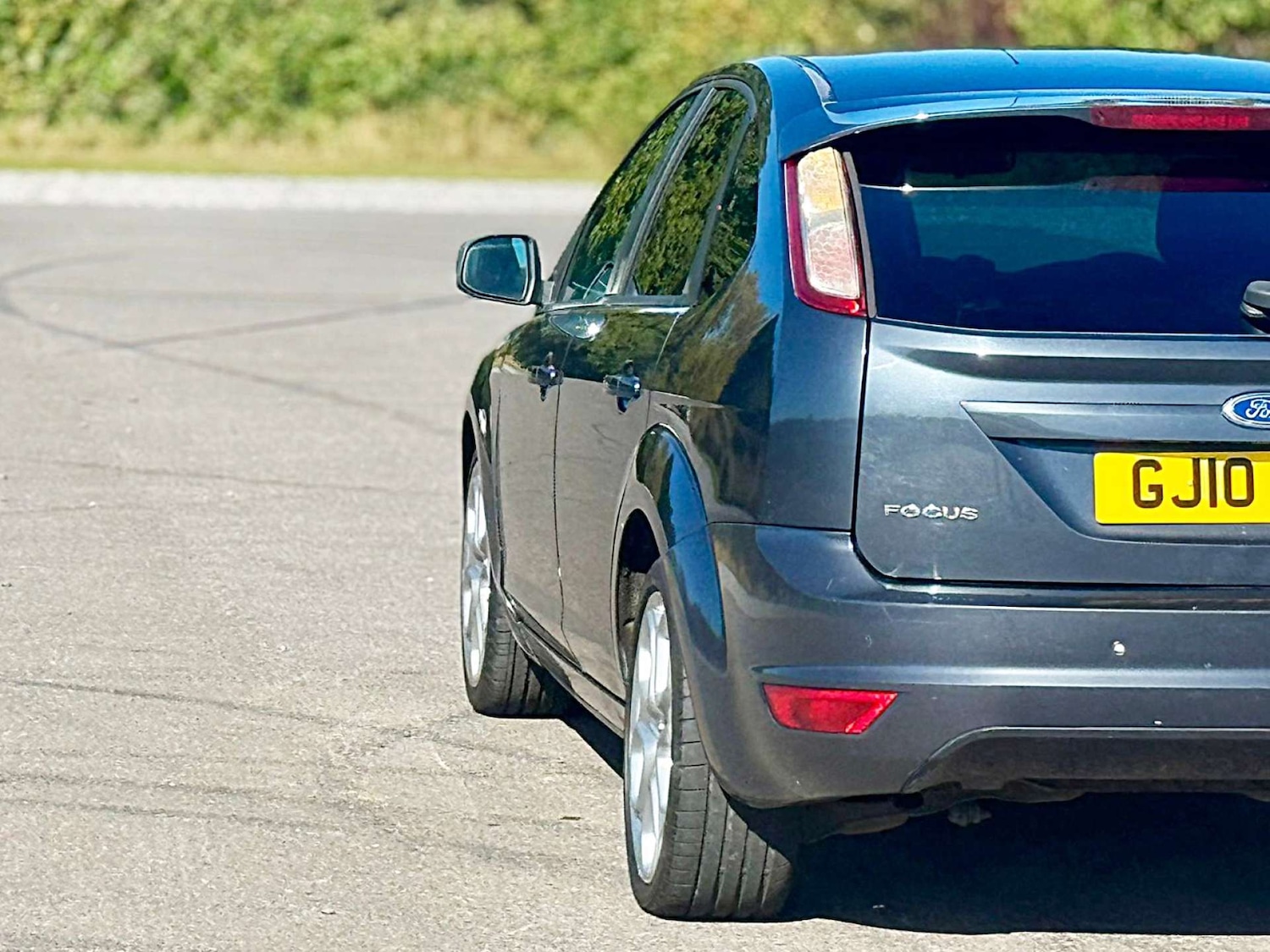 Used Ford Focus 2010 for sale - 75911098: Photo 4