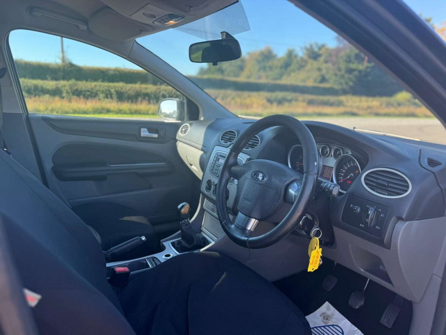 Used Ford Focus 2010 for sale - 75911098: Photo 52